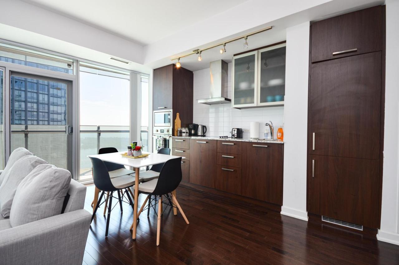 Downtown Toronto Condo Near Cn Tower, Mtcc, Rogers Center , Union Station Exterior foto