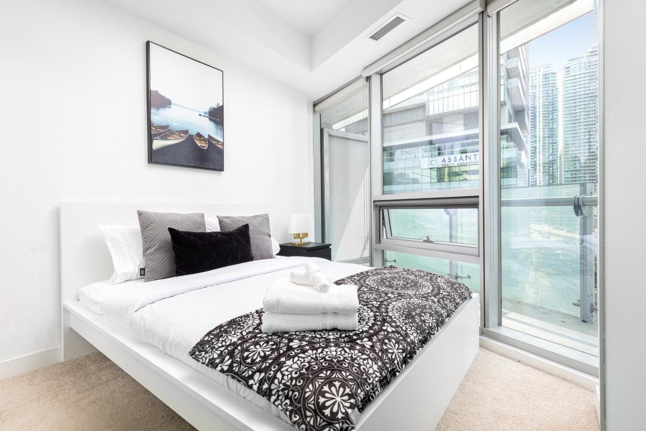 Downtown Toronto Condo Near Cn Tower, Mtcc, Rogers Center , Union Station Exterior foto
